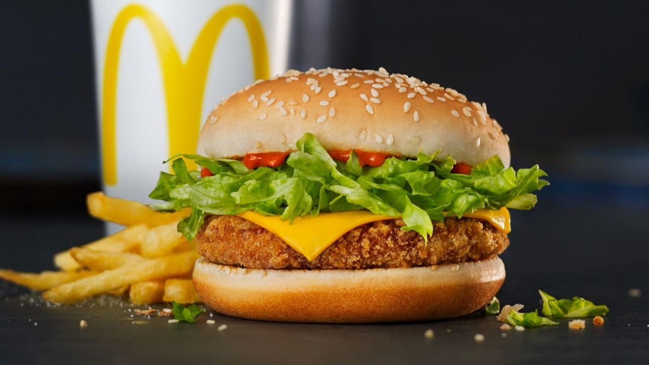 What Time Does McDonald's Stop Serving Breakfast