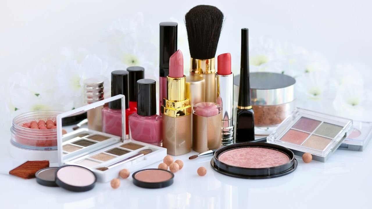 no 1 makeup brand in the world